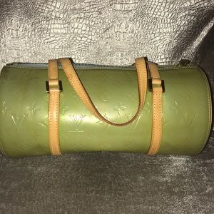 Authentic Louis Vuitton Bedford vernis